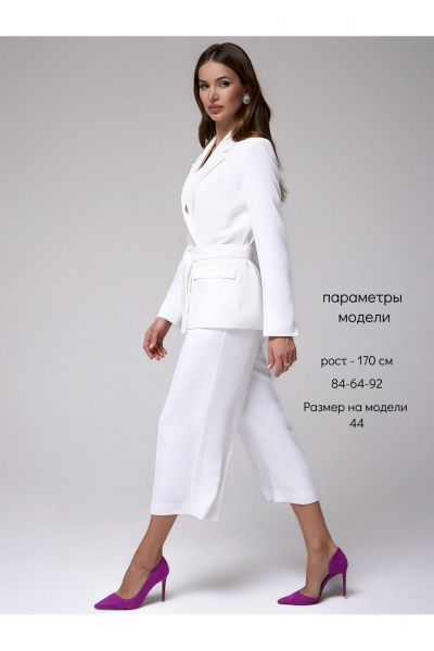Классический деловой костюм жакет и кюлоты из текстиля DEVITA 5016 белый - фото 4