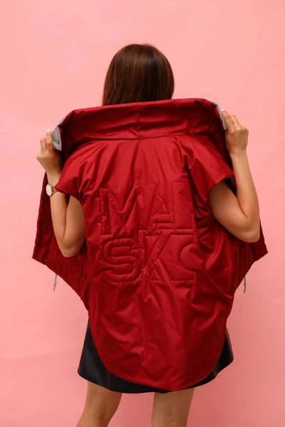 Демисезонный жилет из яркой ткани с вырезом и застежкой MASHA SKORINA MS-VB-6-002 - фото 9