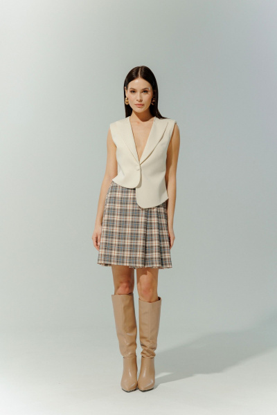 Шорты в клетку с асимметричным дизайном из текстиля DEVITA 3014 бежево-коричневый - фото 1