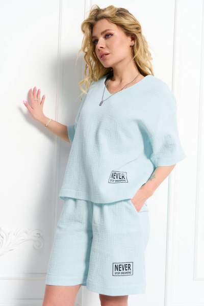 Легкий летний костюм двойка из хлопка и текстиля MAX 5-016 светло-голубой - фото 2