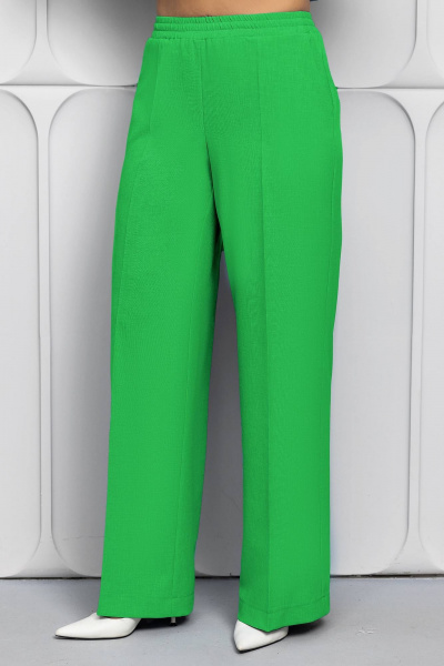 Мини костюм с блузой с завязками и свободными брюками Gold Style 2623 зеленая_трава - фото 8