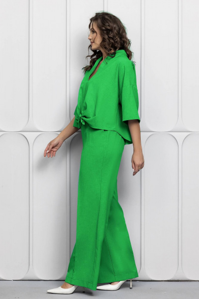 Мини костюм с блузой с завязками и свободными брюками Gold Style 2623 зеленая_трава - фото 4