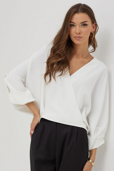 Блуза летучая мышь из струящейся ткани с складками Lyushe 3861 - фото 1