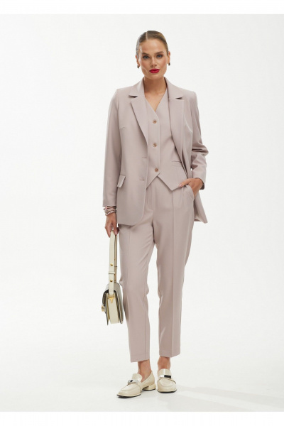Демисезонный костюм-тройка из вискозы и текстиля Твой имидж 1896 пудра - фото 1