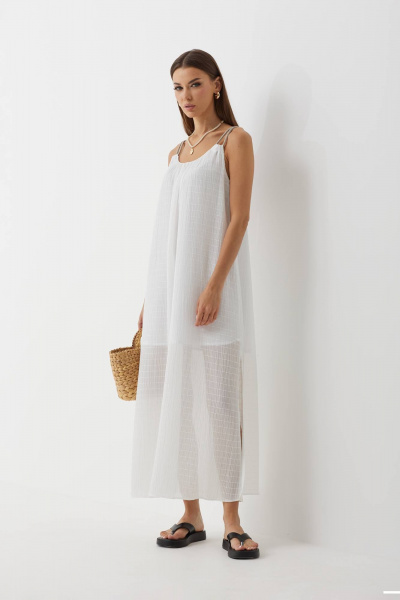 Белое платье на бретелях с сборками и разрезами N.O.W. 1444 - фото 4