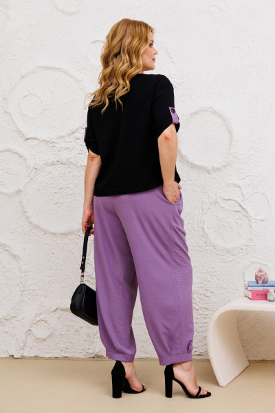 Блуза с V-образным вырезом и брючный костюм с брюками-шароварами Michel chic 1382 черный,сирень - фото 5