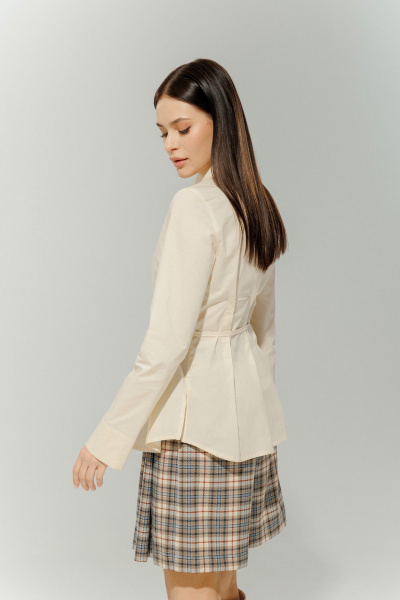 Блуза из хлопка с разрезами, классического и делового стиля DEVITA 6013 молочный - фото 11