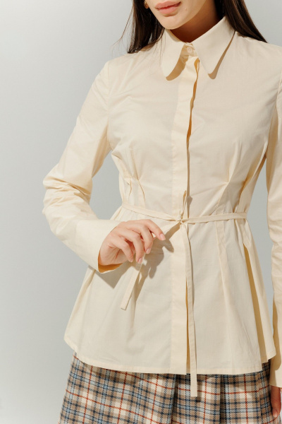 Блуза из хлопка с разрезами, классического и делового стиля DEVITA 6013 молочный - фото 10