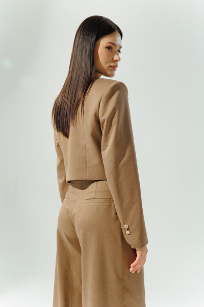 Жакет коричневого цвета в стиле Шанель для делового образа DEVITA 4013-1 коричневый - фото 11
