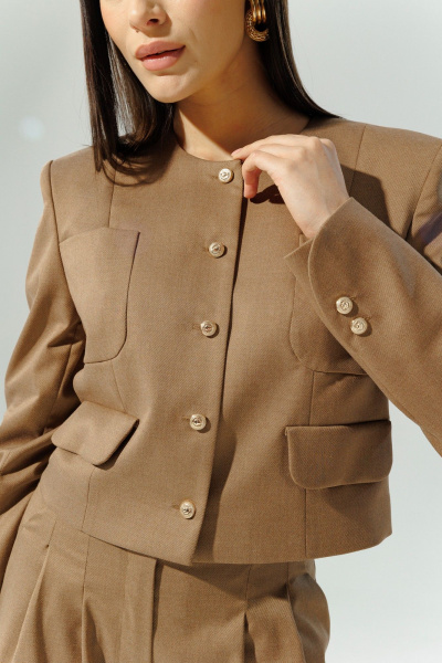 Жакет коричневого цвета в стиле Шанель для делового образа DEVITA 4013-1 коричневый - фото 9