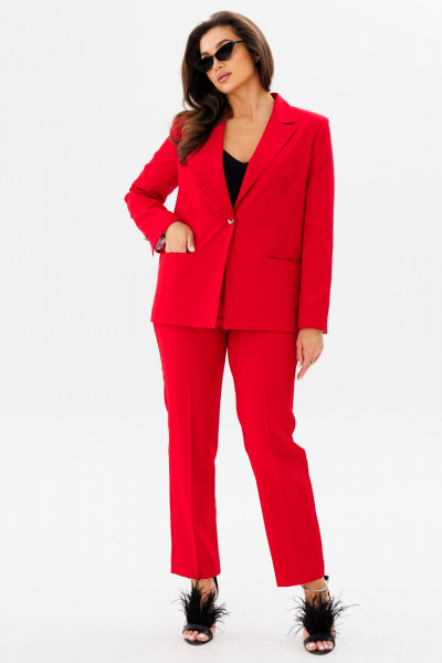 Деловой костюм из текстиля: жакет и брюки с асимметричным лацканом Vilena 974 красный - фото 8