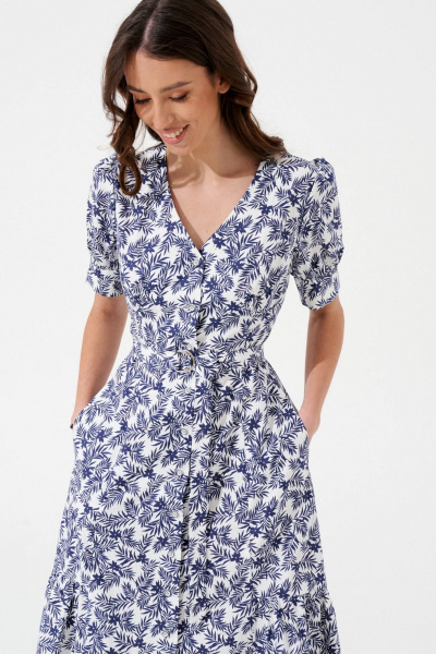 Платье приталенное из цветного хлопка с глубоким V-вырезом Morozov Amavie 1.2011_A1_Aldora синие цветы - фото 3