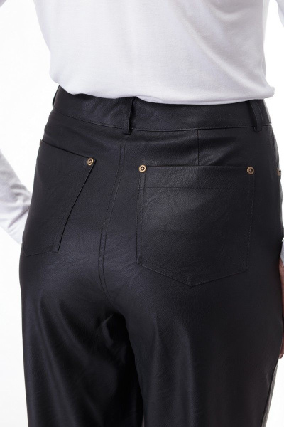 Брюки из экокожи с функциональными карманами и поясом Anelli 903 черный - фото 8