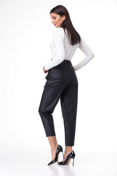 Брюки из экокожи с функциональными карманами и поясом Anelli 903 черный - фото 4