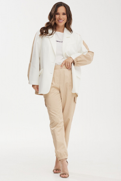 Костюм: жакет-бомбер и карго брюки с карманами из текстиля Магия моды 2474 белый-беж - фото 9