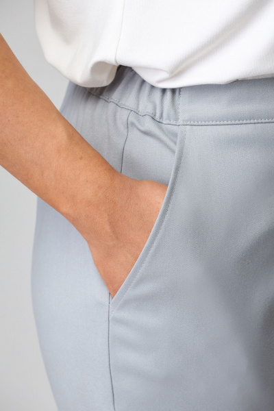 Классические брюки с резинкой и карманами для повседневных образов Мишель стиль 1100Б дымчатый - фото 4