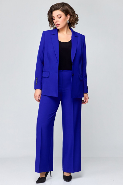 Двухпредметный костюм с жакетом и брюками из текстиля Мишель стиль 1177 кобальт - фото 3