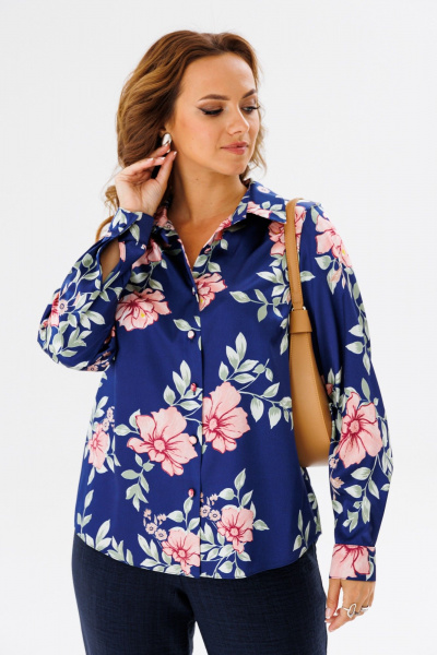 Блуза женская из атласной ткани с воротником стойкой и рукавом Anastasia 1134.1 синий(принт_цветы) - фото 5