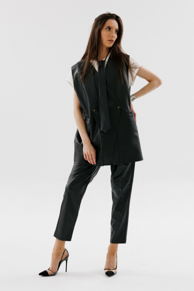 На каждый день костюм 3 предмета из экокожи с жилетом, брюками и галстуком NikVa 732-1 чёрный - фото 8