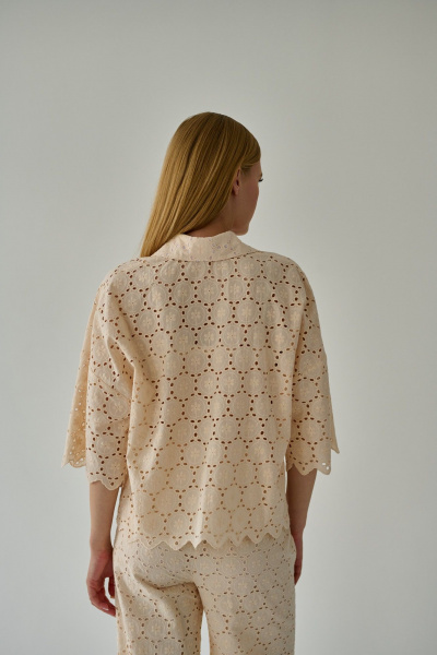 Блуза из хлопка с фигурным краем и свободным кроем Мастер Мод 853с бежевый - фото 2
