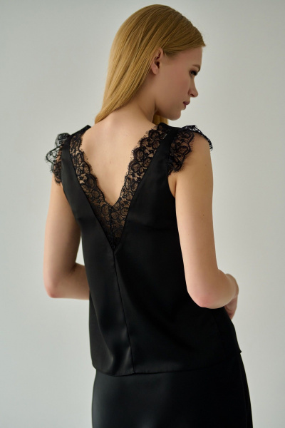 Черная шелковистая блузка с кружевом и V-образным вырезом Мастер Мод 854ас чёрный - фото 4