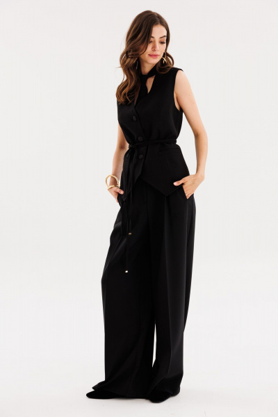 Черные брюки-палаццо из костюмной ткани с складками и лампасами EOLA 2595 черный - фото 5