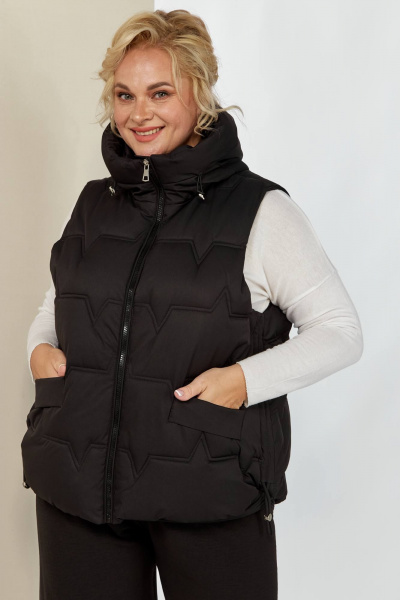 Черный жилет с капюшоном и утеплением на синтепоне Shetti 2153 черный - фото 5