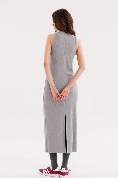 Платье приталенное из трикотажного рубчика с разрезом EOLA 2666 серый - фото 2