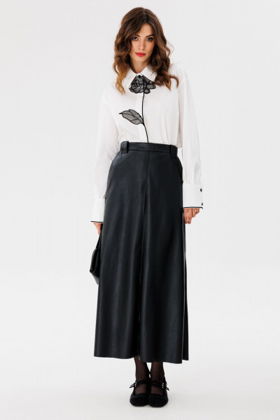 Белая блузка из плательно-блузочной ткани с рукавом-кулиской EOLA 2679 молочный - фото 4