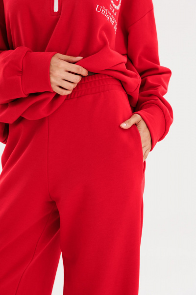 Брюки из трикотажа с боковыми карманами демисезон EOLA 2722 красный - фото 3