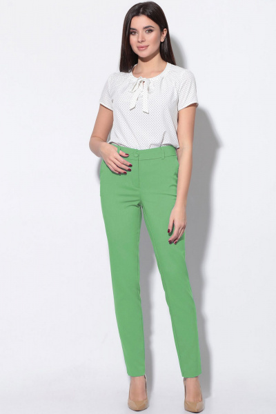 Брюки зауженные из текстиля для ежедневного стиля LeNata 11436 салатовый - фото 3