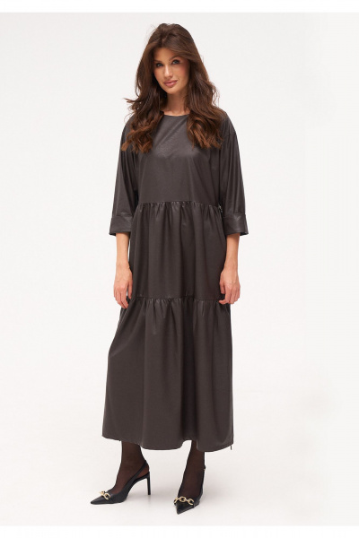 Коричневое миди платье из экокожи с отрезным по талии фасоном KaVaRi 1093 коричневый - фото 6