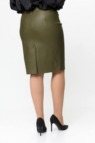 Зеленая экокожаная юбка с шлицами и талиевыми вытачками Solomeya Lux 741 хаки - фото 4