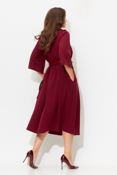 Платье с объемными складками и съемным поясом для повседневных образов Anastasia 1108 бордо - фото 6