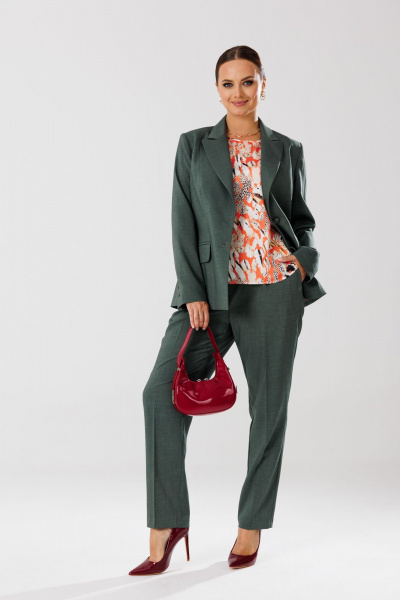 Демисезонный костюм блуза брюки жакет из текстиля с рельефами Mubliz 204 хаки-оранж - фото 10