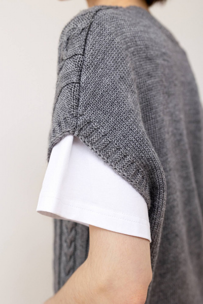 Жилет вязаный трикотажный с орнаментом для демисезона Romgil 926ШТЗ серый - фото 3