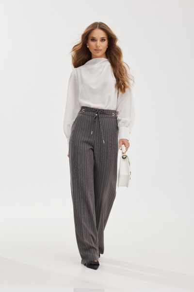 Блуза прямого кроя с воротником-стойкой и складками на плечах Vesnaletto 3917 - фото 6