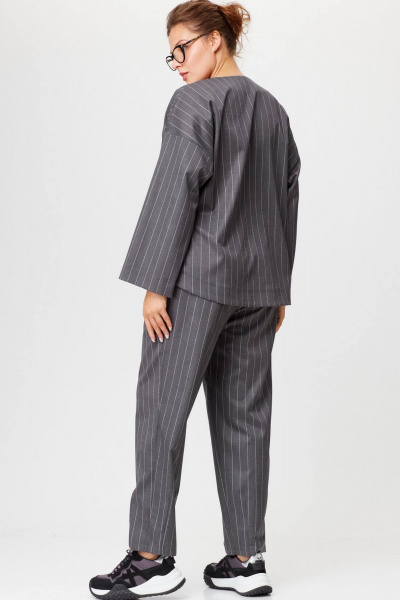 Стильный офисный костюм из костюмной ткани с асимметричным блузоном SOVA 11239 - фото 5