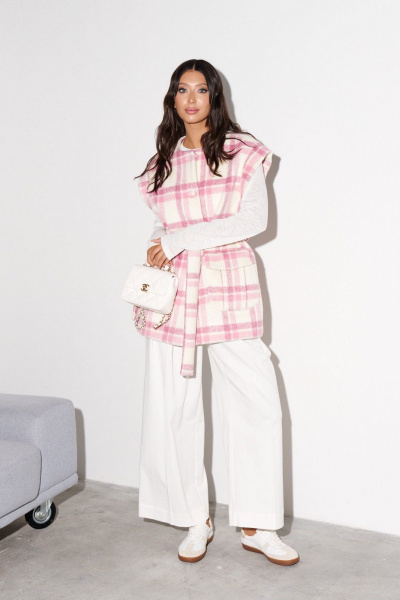 Жилет из плотной ткани с накладными карманами и поясом ANNETE A5312 - фото 2