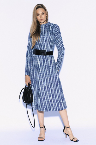 Платье классического А-силуэта с поясом из трикотажа MilMil 1130 синий_полоска - фото 7