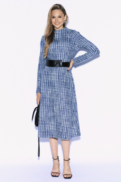 Платье классического А-силуэта с поясом из трикотажа MilMil 1130 синий_полоска - фото 6