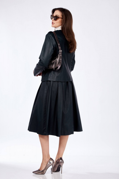 Зеленая юбка-клеш из экокожи с складками и брошью Solomeya Lux 952 - фото 9