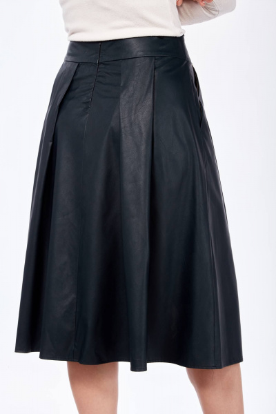 Зеленая юбка-клеш из экокожи с складками и брошью Solomeya Lux 952 - фото 5