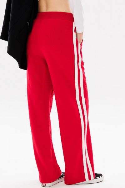 Спортивные брюки с лампасами из хлопка и трикотажа для спорта и отдыха GO f2010L/11-02.164-170 красный - фото 2
