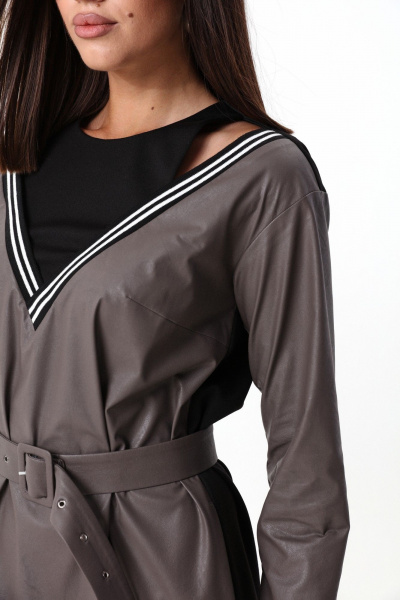 Платье свободного силуэта ниже колена с имитацией топа и открытыми плечами LM М91 серый - фото 8