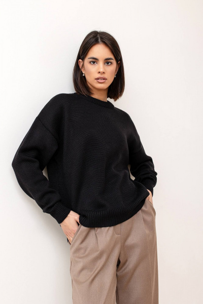 Стильный джемпер оверсайз с длинным рукавом и шерстяной пряжей Romgil РВ0105-ШЕ5 черный - фото 1