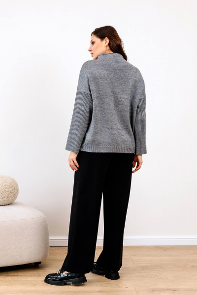 Джемпер серый из вязаной трикотажной пряжи для офиса и повседневности Romgil 941ШТЗ серый - фото 7