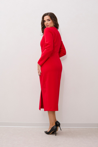 Платье полуприлегающего силуэта с разрезом и горловиной MALI 424-036 красный - фото 12