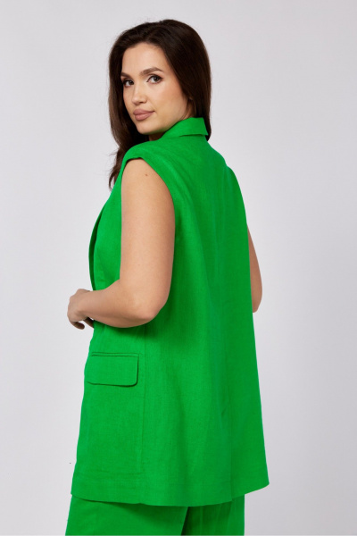 Льняной костюм из жилета и прямых брюк с поясом MALI 724-023 ультразелень - фото 8