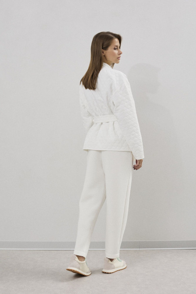 Жакет утепленный из фактурной ткани с поясом и карманами DAVA 3134 белый - фото 7